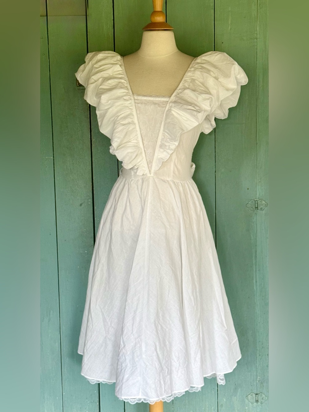 SOLD!- BVD LA Party Dress Prairie Cottagecore Ruffle Lace Crinoline Fit Flare